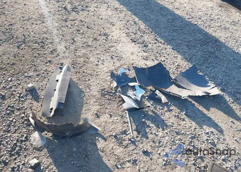 2017 Nissan Versa 1.6 Sv z USA, uszkodzony, nr VIN 3N1CN7AP0HL872876